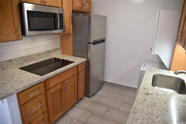 400 Hobron Lane 908, Honolulu, HI 96815
