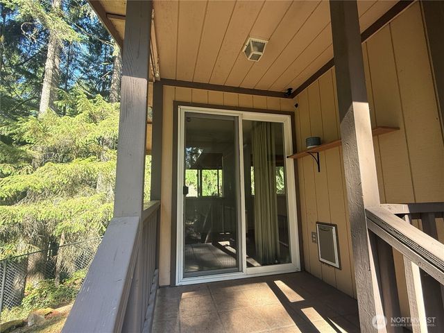 7947 Dunlin Court SE, Olympia, WA 98513