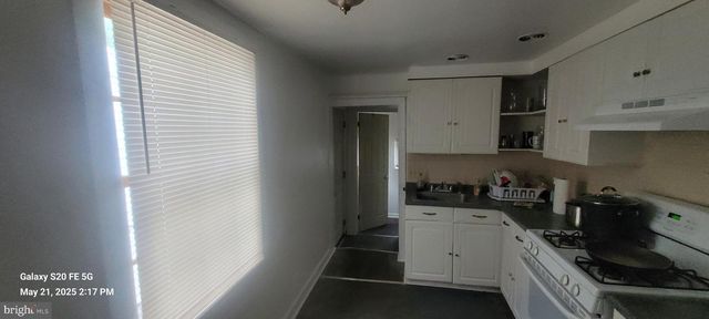 218 STROUD ST, Wilmington, DE 19805