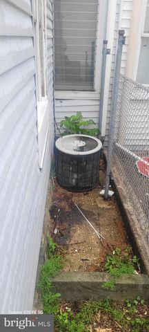 218 STROUD ST, Wilmington, DE 19805