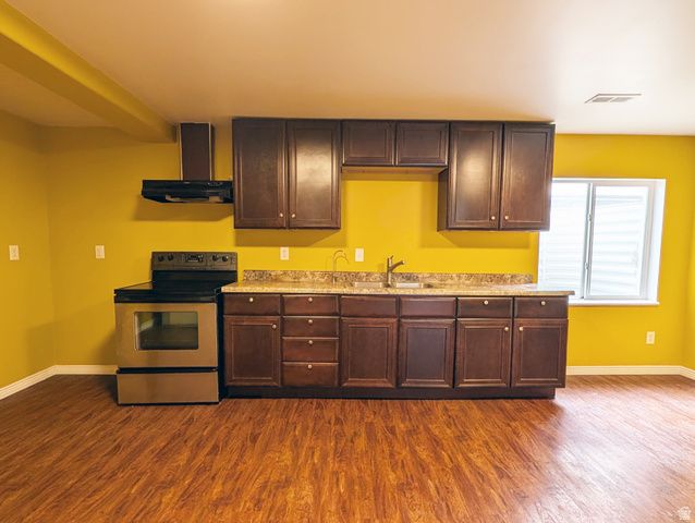 98 W SETTLEMENT CIR, Midvale, UT 84047