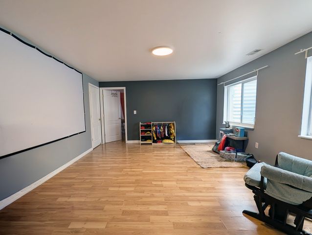 98 W SETTLEMENT CIR, Midvale, UT 84047