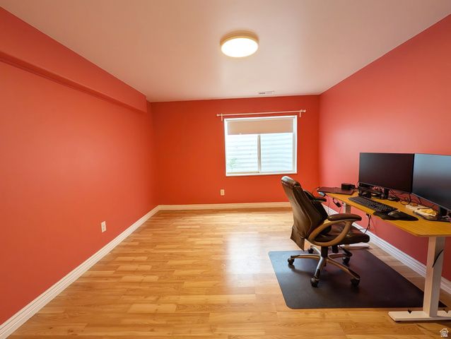 98 W SETTLEMENT CIR, Midvale, UT 84047