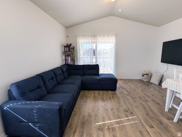 98 W SETTLEMENT CIR, Midvale, UT 84047