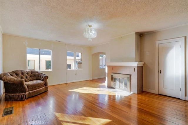 1221 Wesley Avenue, Pasadena, CA 91104