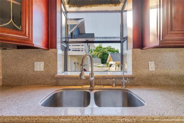 1221 Wesley Avenue, Pasadena, CA 91104