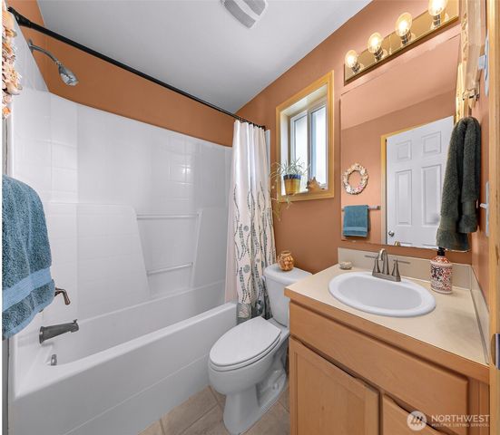 7520 Clamdigger, Blaine, WA 98230
