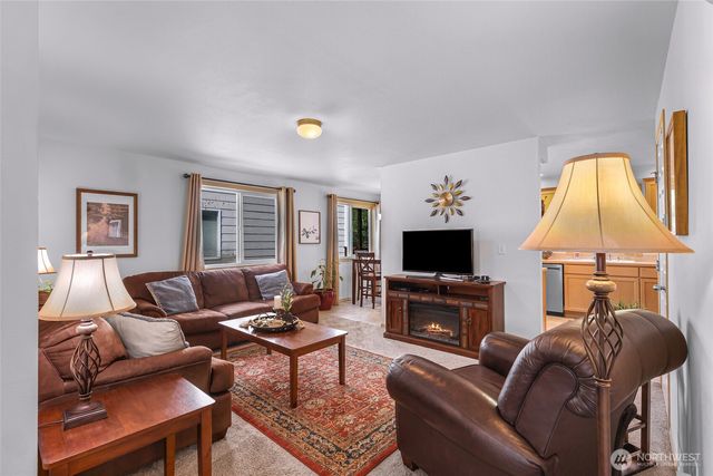 7520 Clamdigger, Blaine, WA 98230