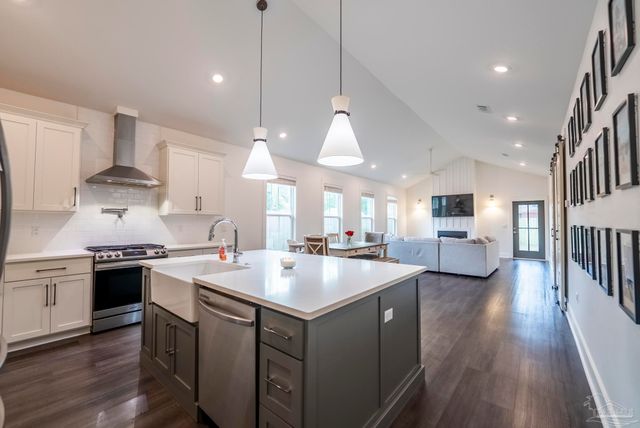 1001 E Cross St C, Pensacola, FL 32503