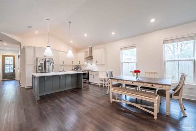 1001 E Cross St C, Pensacola, FL 32503