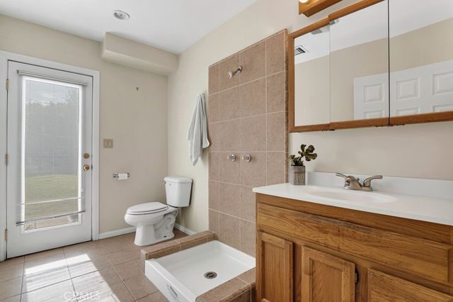 10037 Louise, Northridge, CA 91325