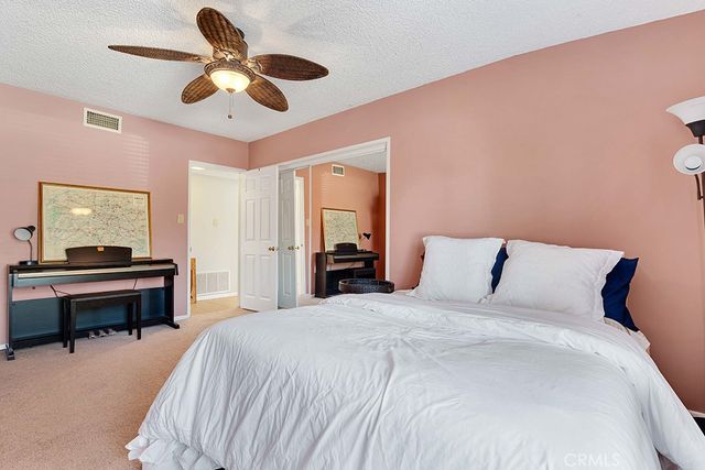 10037 Louise, Northridge, CA 91325