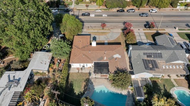 10037 Louise, Northridge, CA 91325
