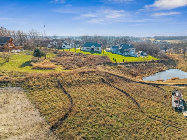 9606 Treehaven Drive, West Des Moines, IA 50266