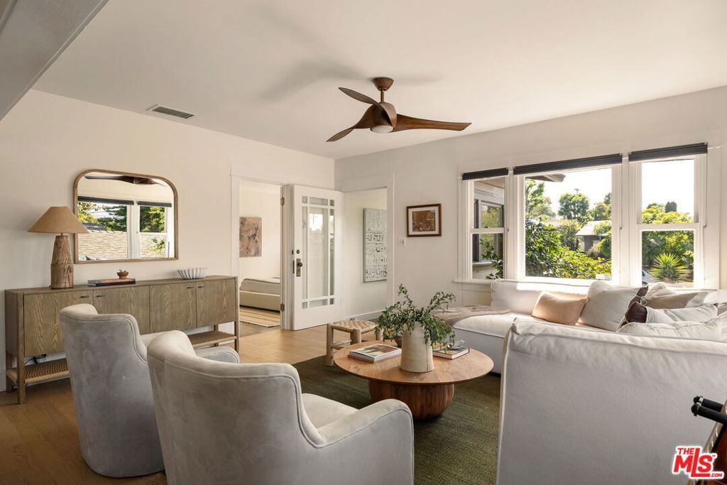 Image 11 of property listing at 708 N Avenue 53, Los Angeles, CA 90042
