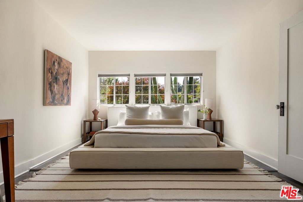 Image 22 of property listing at 708 N Avenue 53, Los Angeles, CA 90042