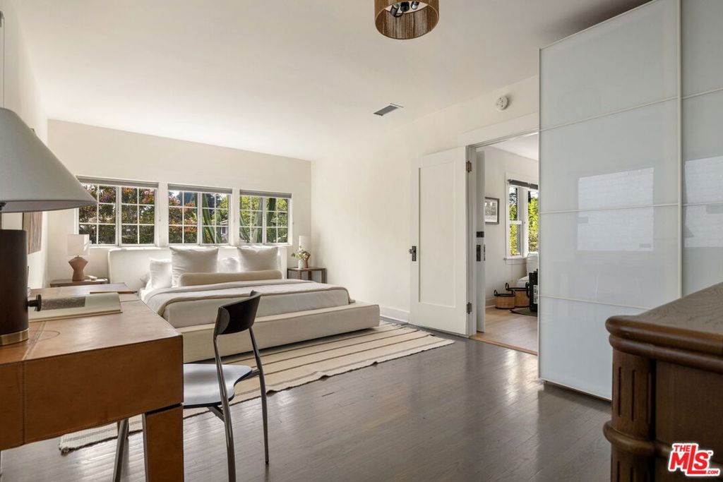 Image 24 of property listing at 708 N Avenue 53, Los Angeles, CA 90042