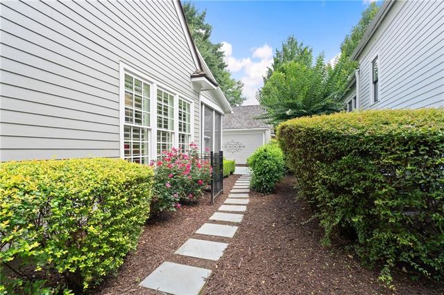 6855 Bucks Road, Cumming, GA 30040