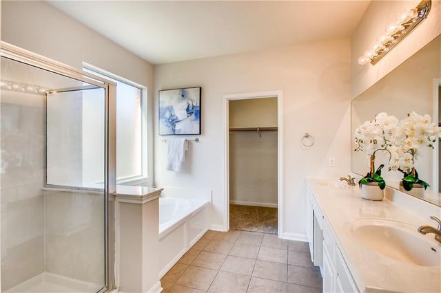 220 Stone Crest BLVD, Buda, TX 78610