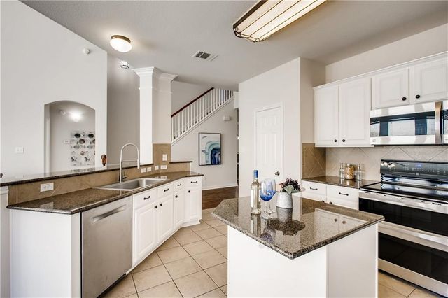 220 Stone Crest BLVD, Buda, TX 78610