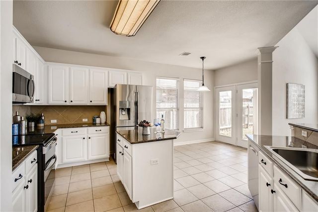 220 Stone Crest BLVD, Buda, TX 78610