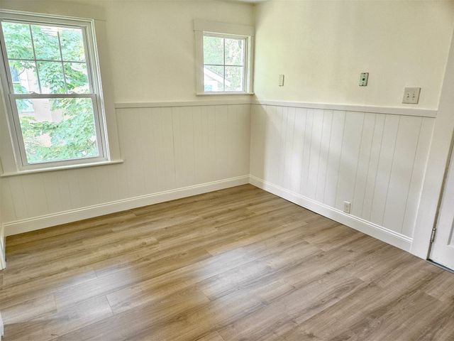 19 Rowe St 2, Newton, MA 02466