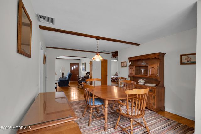 3238 Ridgewood Road, Allenwood, NJ 08720