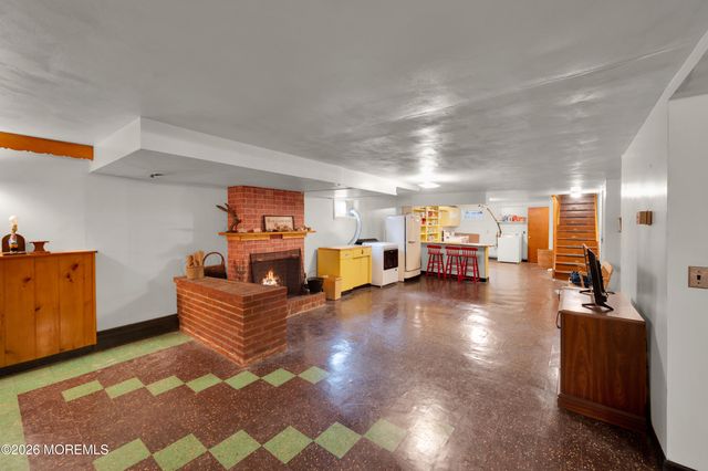 3238 Ridgewood Road, Allenwood, NJ 08720