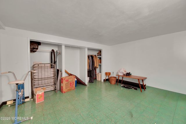 3238 Ridgewood Road, Allenwood, NJ 08720