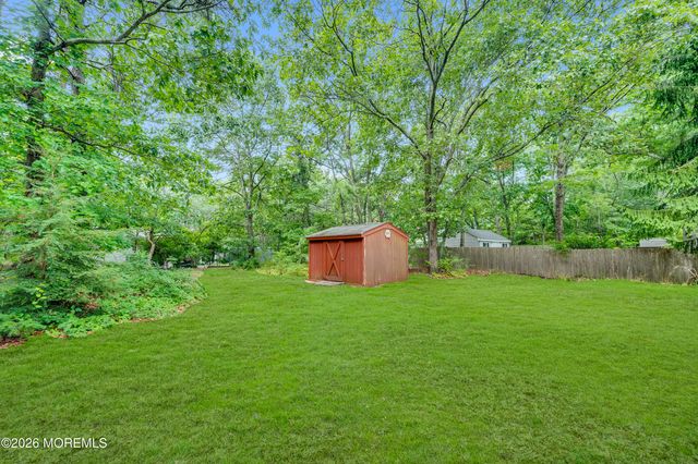 3238 Ridgewood Road, Allenwood, NJ 08720