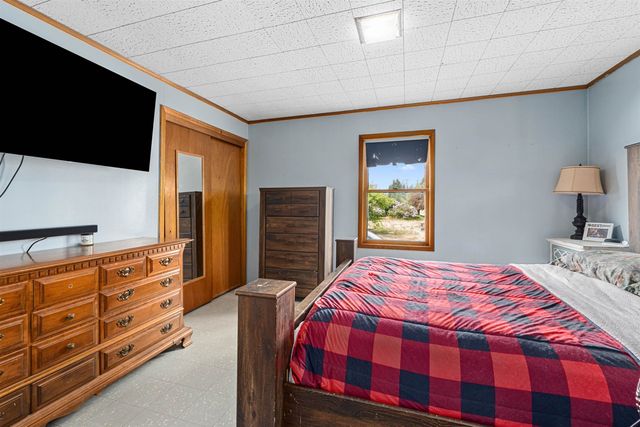 705 Old Kettle Rd, Kettle Falls, WA 99141