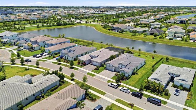 15264 Wildwood Circle, Westlake, FL 33470