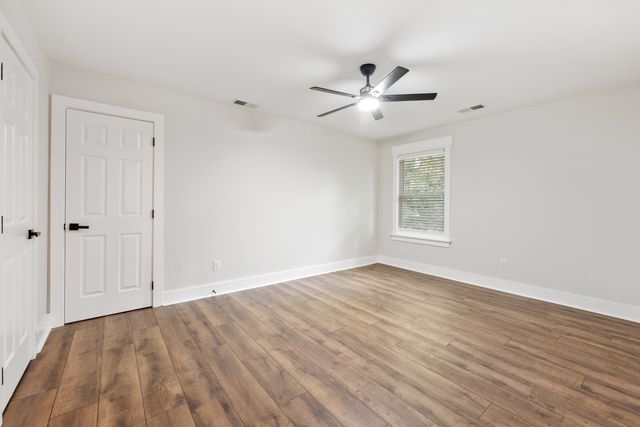 1944 E MCLEMORE AVE, Memphis, TN 38114