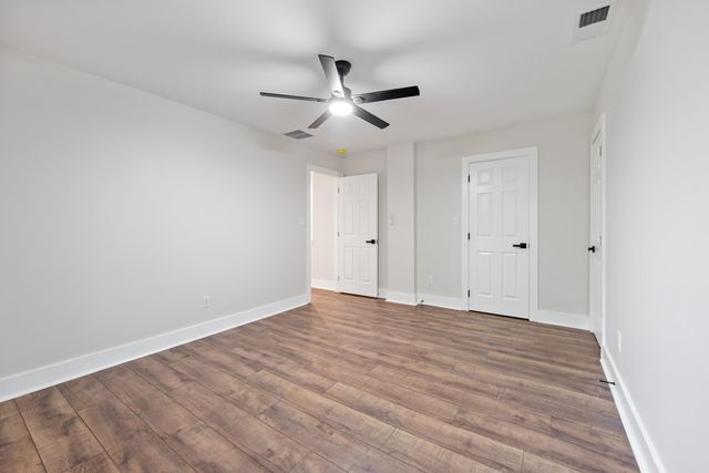 1944 E MCLEMORE AVE, Memphis, TN 38114