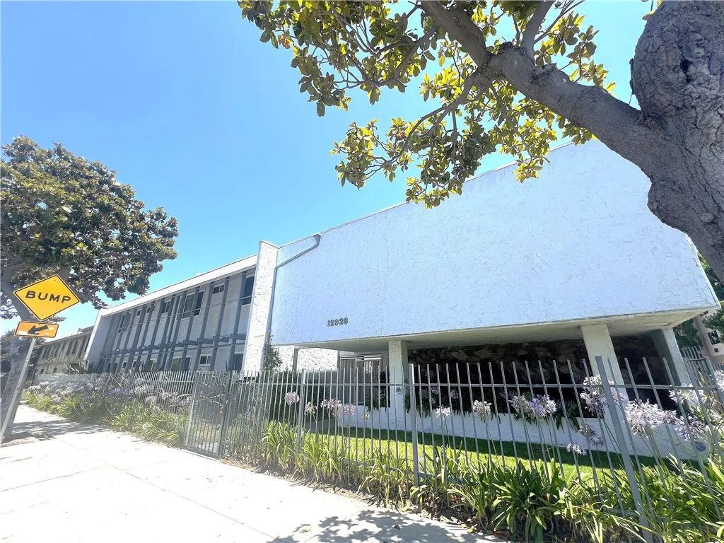 12926 Doty Avenue 27, Hawthorne, CA 90250