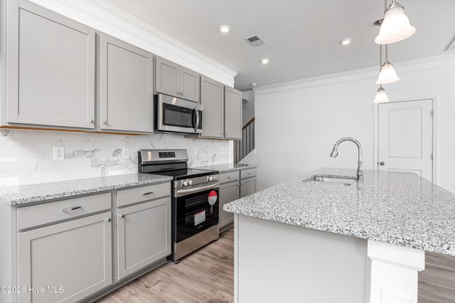 562 Trove Lane, Vass, NC 28394