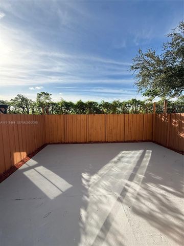 8528 SW 166th Pl 8528, Miami, FL 33193