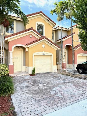 8528 SW 166th Pl 8528, Miami, FL 33193