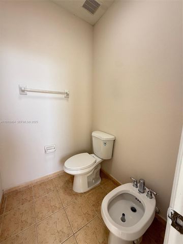 8528 SW 166th Pl 8528, Miami, FL 33193