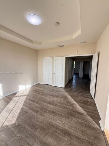 8528 SW 166th Pl 8528, Miami, FL 33193