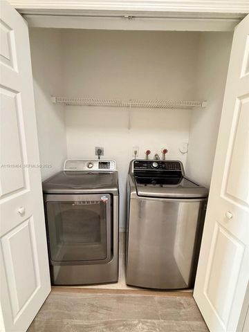 8528 SW 166th Pl 8528, Miami, FL 33193