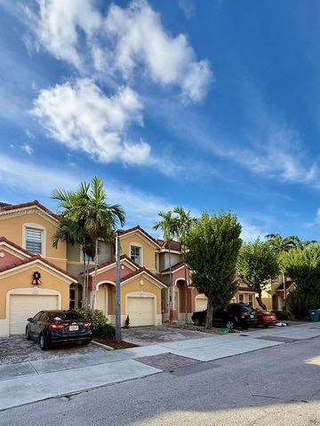 8528 SW 166th Pl 8528, Miami, FL 33193