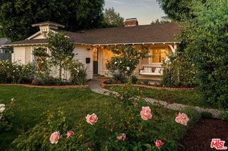 4600 Varna Avenue, Sherman Oaks, CA 91423