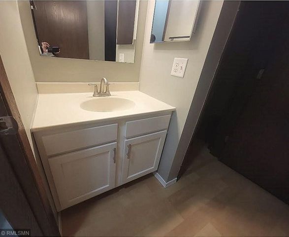 1871 Silver Bell Road 321, Eagan, MN 55122