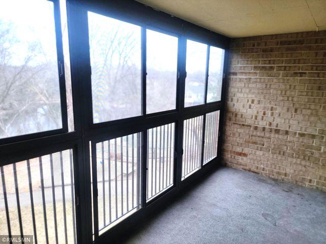 1871 Silver Bell Road 321, Eagan, MN 55122