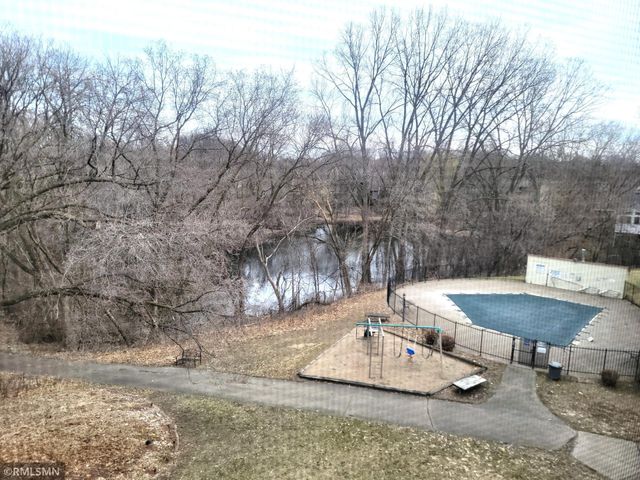 1871 Silver Bell Road 321, Eagan, MN 55122