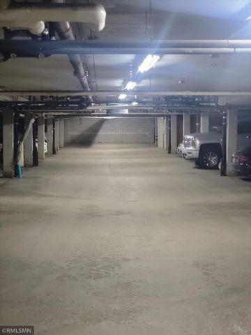 1871 Silver Bell Road 321, Eagan, MN 55122