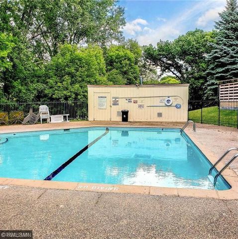 1871 Silver Bell Road 321, Eagan, MN 55122