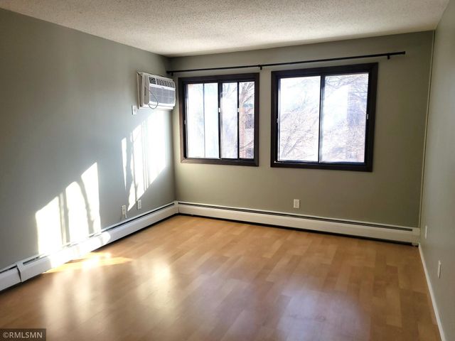 1871 Silver Bell Road 321, Eagan, MN 55122