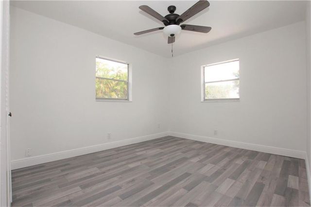 1122 NW 82nd Avenue, Coral Springs, FL 33071